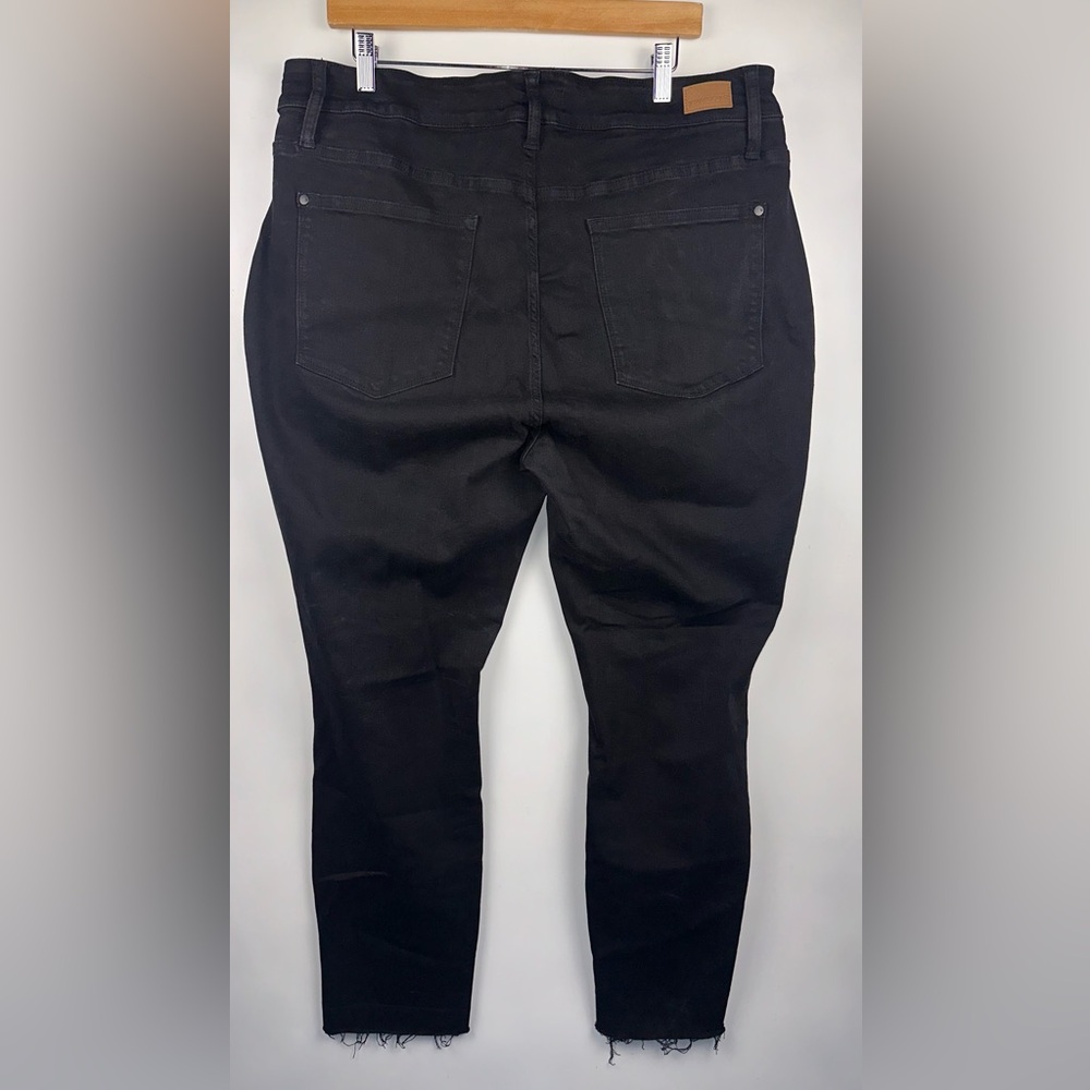 JUDY BLUE BLACK High RISE SLIM FIT 20W DENIM JEAN fryed Hem Style:JB88137 - Picture 2 of 9